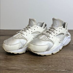 👟 Nike Air Huarache Running Shoes | Women’s US 9.5 | Sail / Light Cream